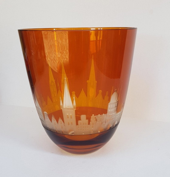 Image 1 of Vase haut avec Lübeck vue de Rotte