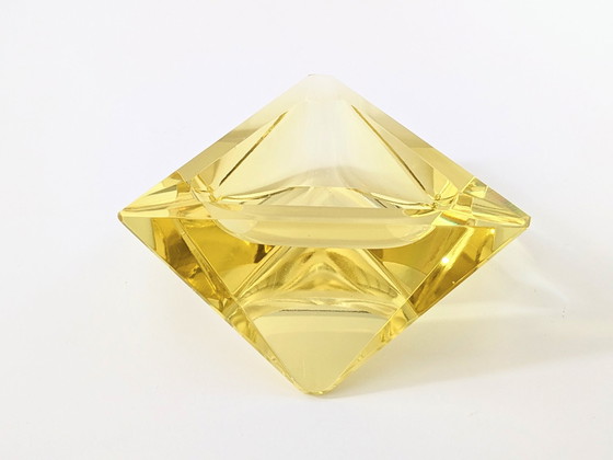 Image 1 of Cendrier en verre de Murano | Citrine en forme de diamant | Milieu du siècle