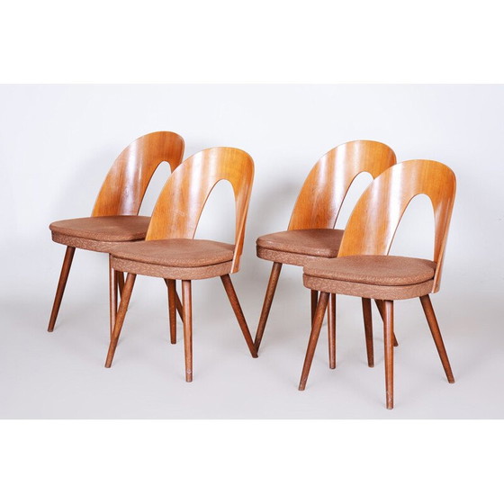 Image 1 of Ensemble de 4 chaises du milieu du siècle par Antonín Šuman, années 1950