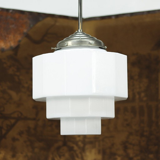 Lampe suspendue en opaline Art Déco