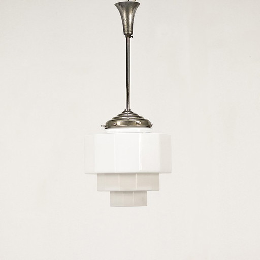 Lampe suspendue en opaline Art Déco