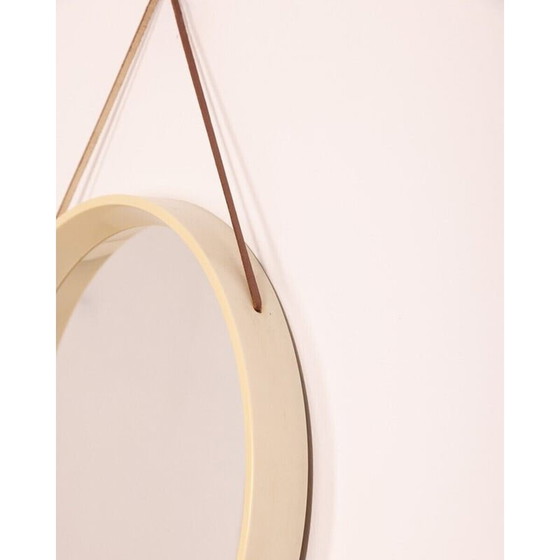 Image 1 of Miroir mural rond vintage avec cadre en cuir et plastique, Danemark, années 1960