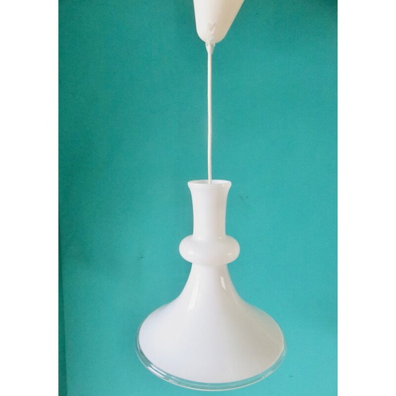 Image 1 of Lampe suspendue "Etude" en verre opalin par Mickael Bang pour Holmegard, Danemark 1972