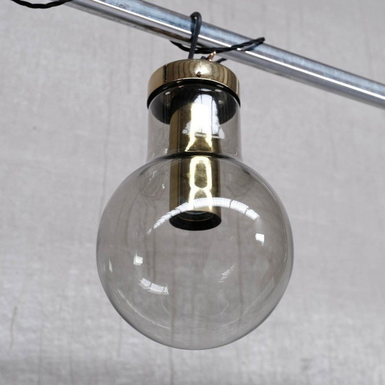 Image 1 of Suspension en verre fumé et laiton du milieu du siècle par Raak, Hollande années 1980