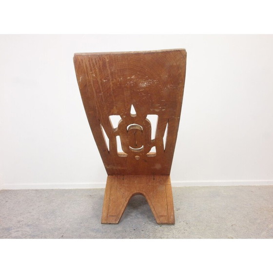 Image 1 of Chaise vintage ethnique africaine en bois de teck taillé à la main