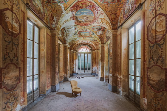 Image 1 of Jef Peeters (Artndecay) - Palais abandonné