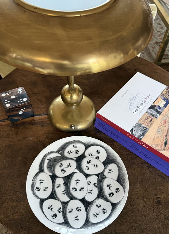 Image 1 of Piero Fornasetti, Mod. 187 Assiette en porcelaine de la série "Tema E Variazioni", Fornasetti, ca. 1960