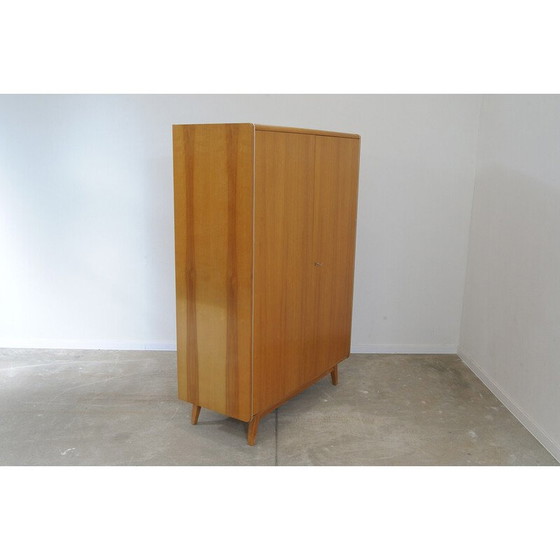 Image 1 of Armoire vintage en bois de hêtre par Bohumil Landsman pour Jitona, Tchécoslovaquie 1970