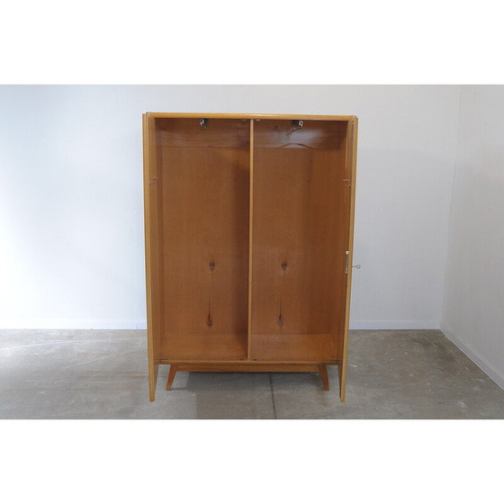 Image 1 of Armoire vintage en bois de hêtre par Bohumil Landsman pour Jitona, Tchécoslovaquie 1970