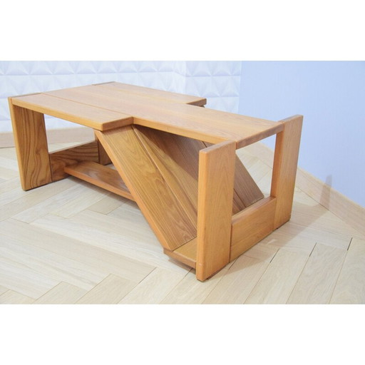 Table basse vintage asymétrique en orme, 1970