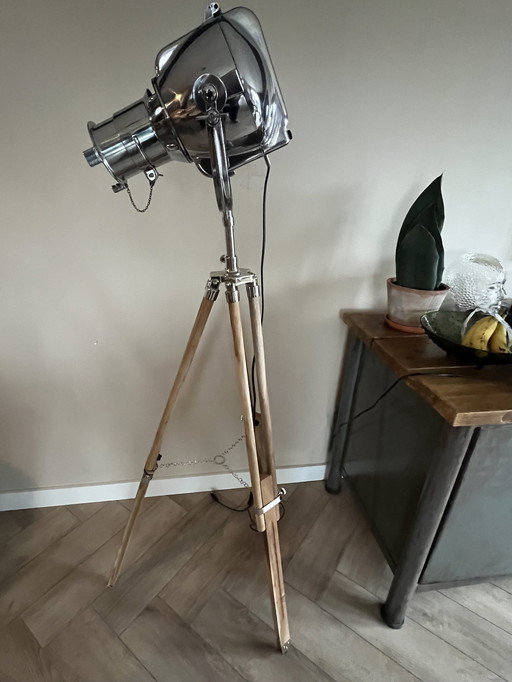 Lampe de théâtre, Beach Electric