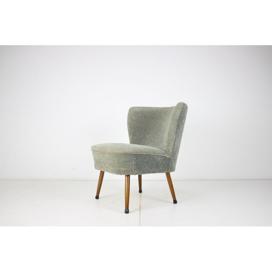 Image 1 of Fauteuil de dame en bois et tissu du Mid Century, Tchécoslovaquie années 1960
