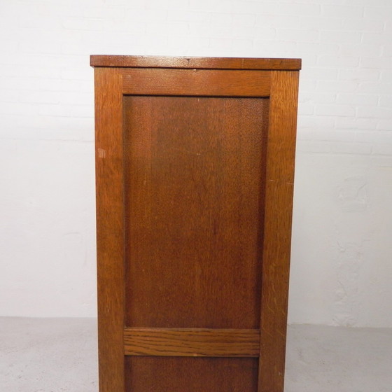 Image 1 of Armoire à volets roulants en chêne avec 2 volets, hauteur 120 cm