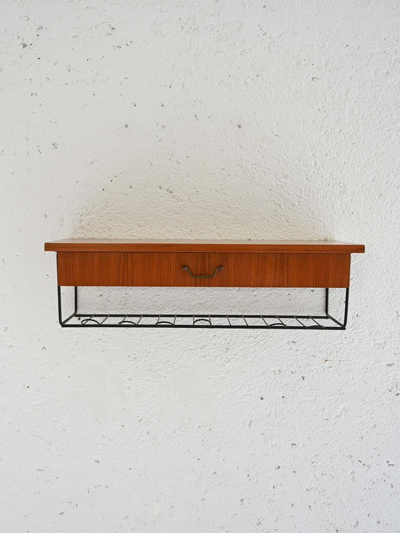 Image 1 of Table de nuit flottante vintage scandinave en teck avec tiroir et étagère