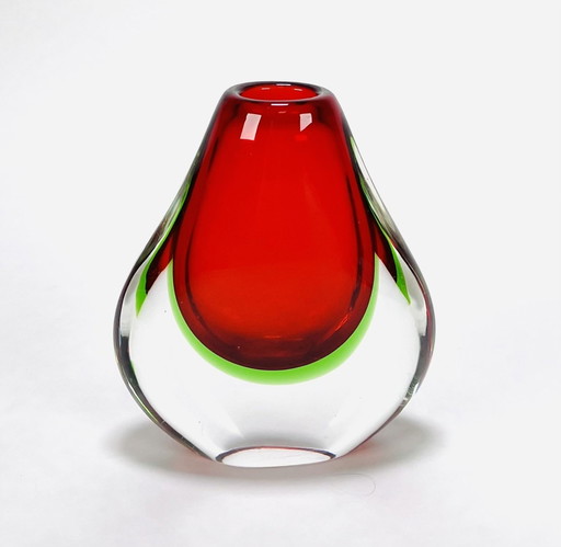 Vase Murano en cristal rouge et vert.