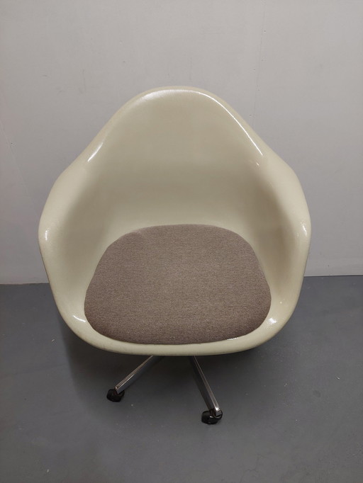 Belle chaise de bureau Eames/Miller