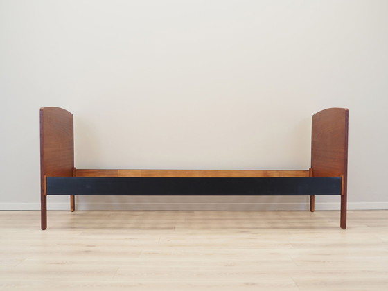 Image 1 of Lit en teck, Design danois, 1970S, Production : Danemark