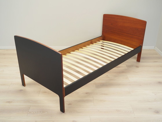 Image 1 of Lit en teck, Design danois, 1970S, Production : Danemark