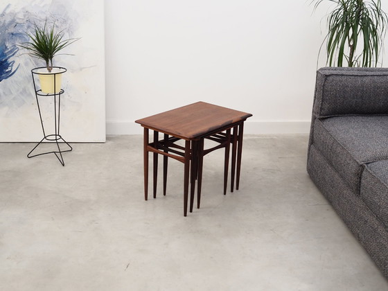 Image 1 of Ensemble de trois tables en bois de rose, design danois, années 1960, production : Danemark