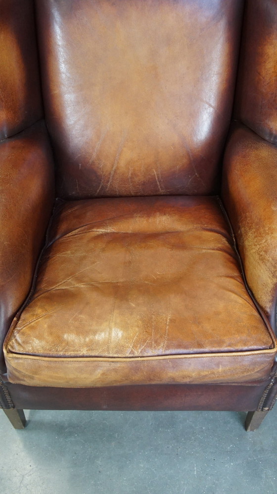 Image 1 of Fauteuil à oreilles en peau de mouton