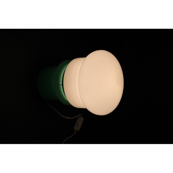 Image 1 of Lampe de table vintage en verre opalin, Tchécoslovaquie 1960