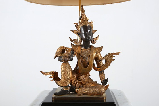 Image 1 of Lampe de table Bouddha assis en bronze doré
