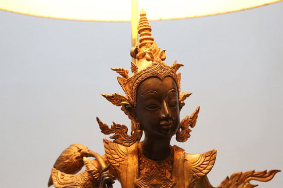Image 1 of Lampe de table Bouddha assis en bronze doré