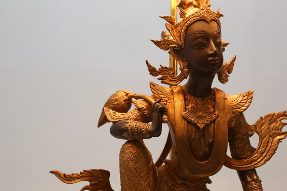 Image 1 of Lampe de table Bouddha assis en bronze doré