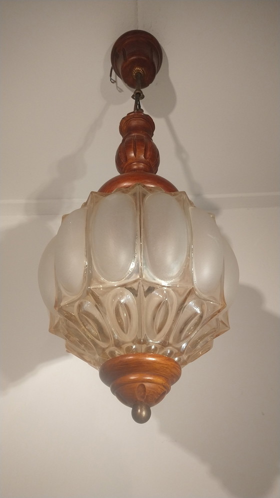 Image 1 of Lampe pendante vintage en verre ambré