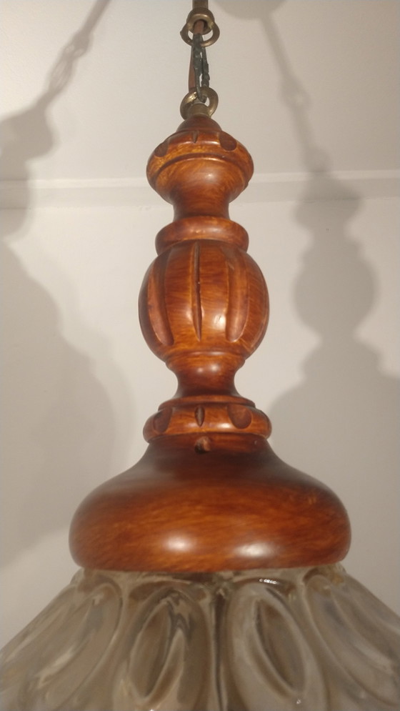 Image 1 of Lampe pendante vintage en verre ambré