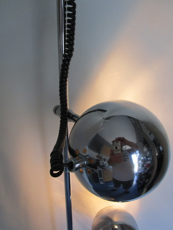 Image 1 of Lampe "Eyeball" chromée des années 70