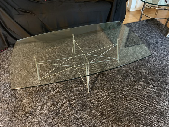 Image 1 of Table basse en verre avec structure en acier gris