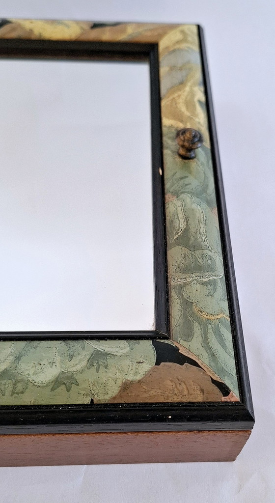 Image 1 of Boîte à clés vintage en bois avec miroir