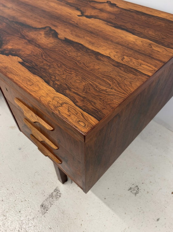 Image 1 of Bureau de direction danois vintage en bois de rose, 1960S