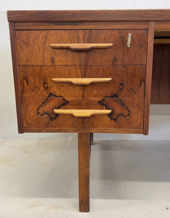 Image 1 of Bureau de direction danois vintage en bois de rose, 1960S