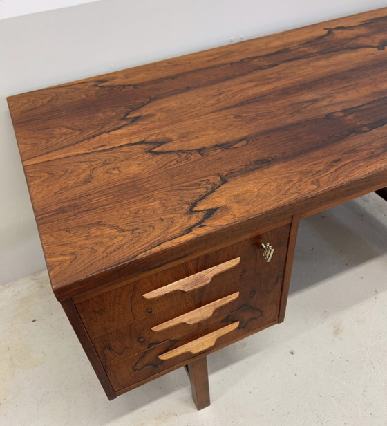Image 1 of Bureau de direction danois vintage en bois de rose, 1960S