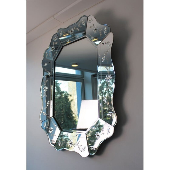 Image 1 of Miroir vintage à facettes