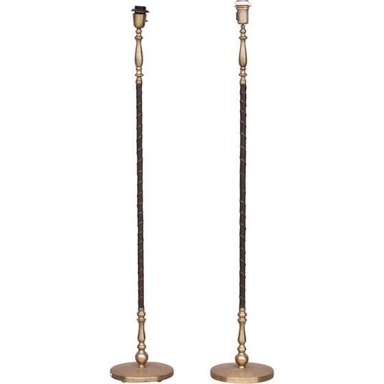 Image 1 of Paire de lampadaires vintage en cuir et laiton par Einar Bäckström, Suède années 1950