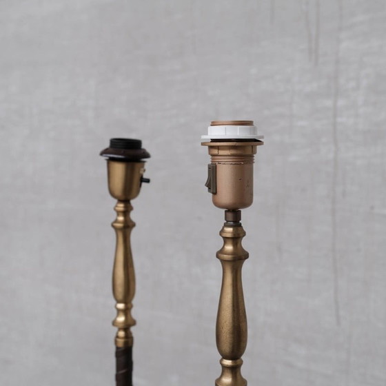 Image 1 of Paire de lampadaires vintage en cuir et laiton par Einar Bäckström, Suède années 1950