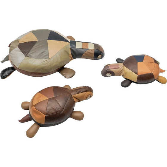 Image 1 of Ensemble de 3 poufs tortues en cuir vintage, Suisse 1960