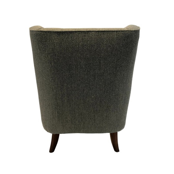 Image 1 of Fauteuil vintage avec ottoman en bois et tapissé de tissu bouclé par Osvaldo Borsani, Italie années 1950