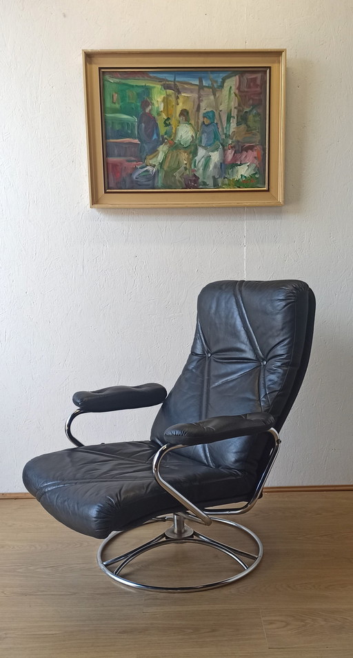 Fauteuil en cuir design scandinave 70S.