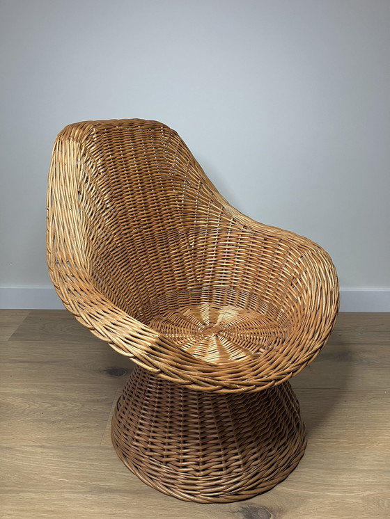 Image 1 of Chaise haute en osier