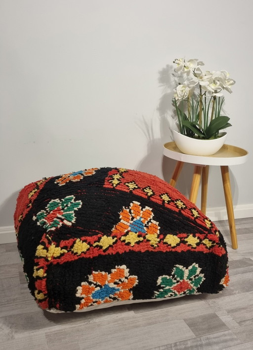 Pouf berbère marocain unique fait à la main