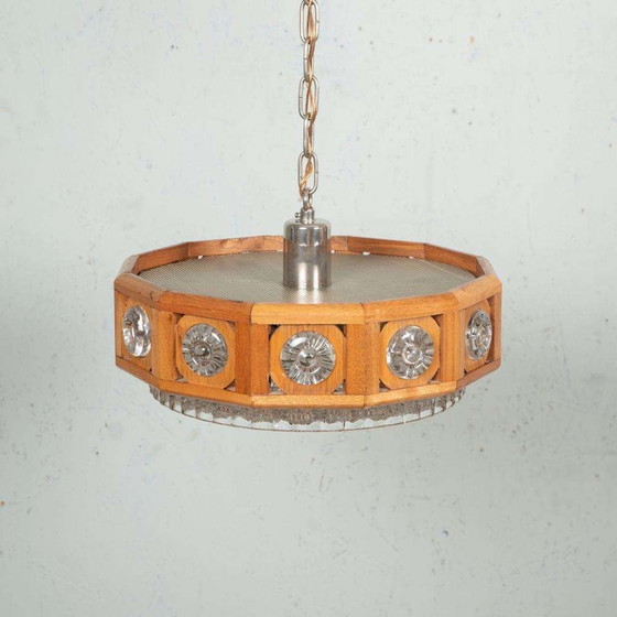 Image 1 of Lampe suspendue vintage en verre et bois, suspension bohème des années 60 Suède