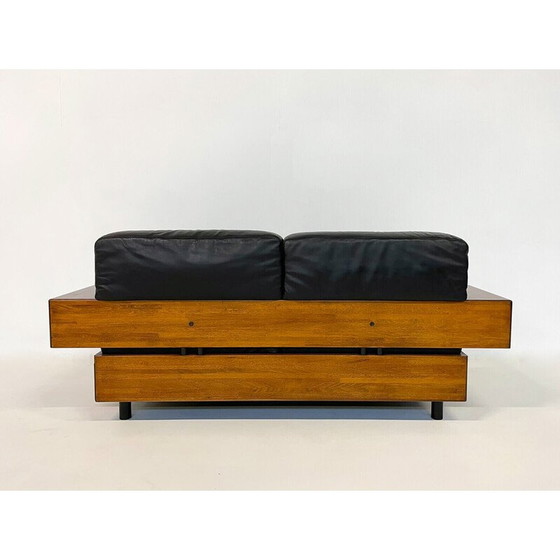 Image 1 of Canapé italien du milieu du siècle en cuir noir et bois, années 1960.