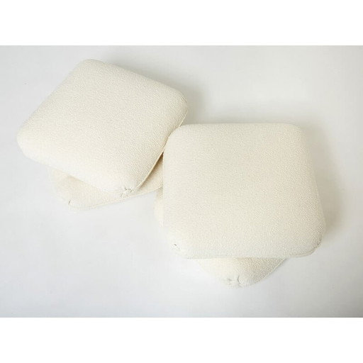Paire de poufs vintage en laine bouclée de Jacques Charpentier pour Maison Jansen, 1970