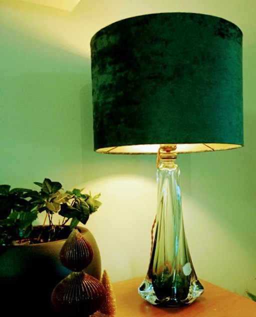 Lampe Val Saint Lambert avec abat-jour en velours vert