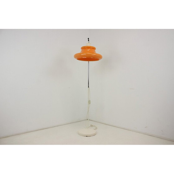 Image 1 of Lampadaire en métal et plastique du milieu du siècle, Tchécoslovaquie 1970