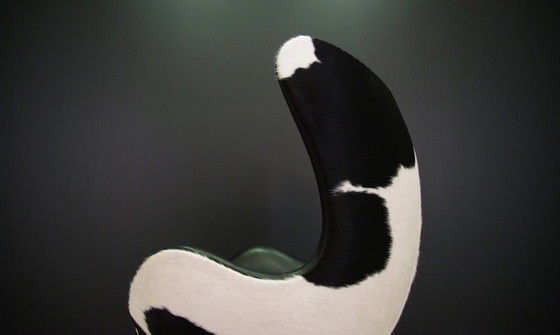 Image 1 of Chaise Egg, Design danois, Designer : Arne Jacobsen, Fabricant : Fritz Hansen